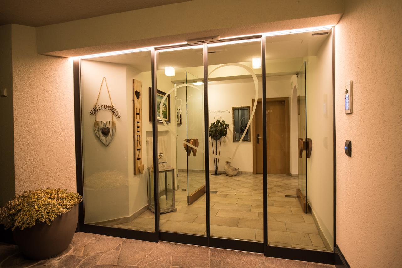 Hotel Garni Herz Tirol Buitenkant foto